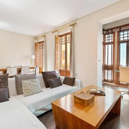 Bennecke Bailen Apartment